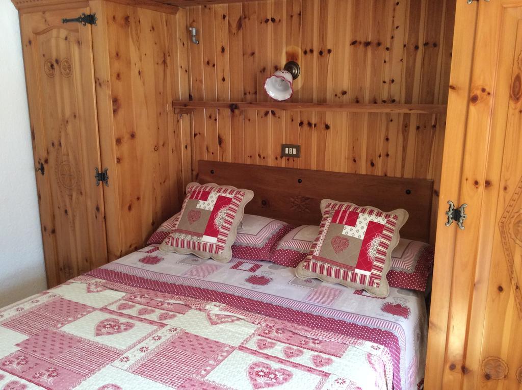 B&B La Vieille Meison De Pappa Sarre Phòng bức ảnh